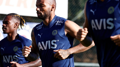 Fenerbahçe'nin yeni transferi Joao Pedro ilk antrenmanında şaşırttı