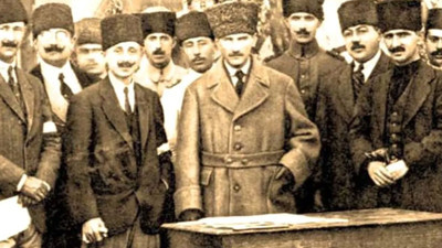 Vatanın bölünmez bütünlüğünün ilanı: Erzurum Kongresi. Büyük Önder Atatürk ve Kazım Karabekir Paşa'yı minnetle anıyoruz