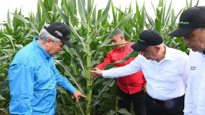 Karamollaoğlu’ndan Venezuela’da arazi bakan Tarım Bakanı’na tepki: Binlerce üniversite mezunu pizzacıda çalışıyor