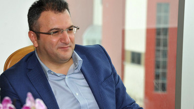 Cem Küçük kefenini giyip yeni isimleri hedef gösterdi: "Erdoğan iktidarı kaybederse yargılanırız" demişti