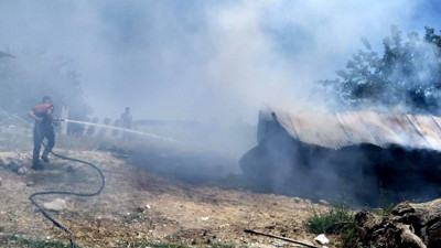 Osmaniye'de samanlıkta yangın