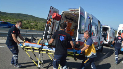 İşçi servisi devrildi: 11 yaralı