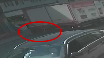 Artvin’de feci kaza! Geri manevra yapan kamyonun altında kaldı…