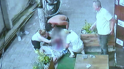 Boğazından bıçaklanan genç kanlar içinde yalvardı: Ölmek istemiyorum