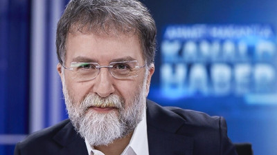 Ahmet Hakan cinsel içerikli video beğenince yer altına çekildi. Yorumlar birbiri ardına patladı