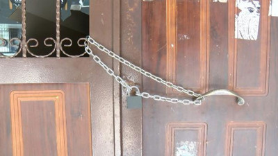 Güngören'de 4 katlı bina mühürlendi