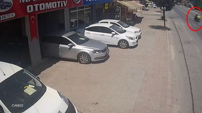 Çaldığı motosiklet ölüme koştu. Fırının camına çarptı hastanede hayatı kaybetti