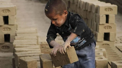 Türkiye'nin çocukları maddi yoksunluk içinde: 'Sorumluluk devletin...'