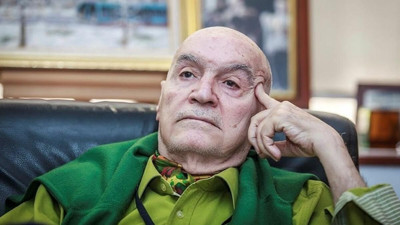 Celal Eren Çelik Hıncal Uluç'un gizli defterlerini açtı: Derin ilişkilerini ifşa etti, kimlerin ismi yok ki