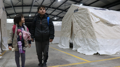 Düzce'de çadır kentler kuruldu, vatandaşlar geceyi çadırlarda geçirecek