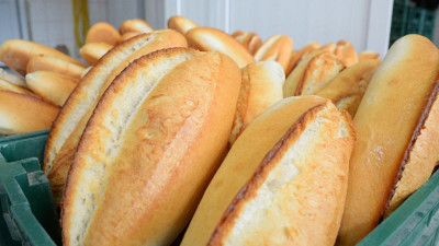 Ekmek yerken ölümden döndü. İçinden çıkan yüzünden artık ekmek alamıyor