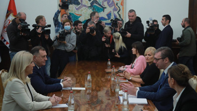 Sırbistan Cumhurbaşkanı Vucic, Bosnalı Sırp liderler ile görüştü