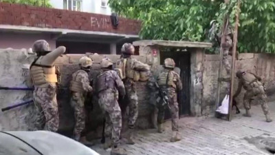 Batman'da terör operasyonu: 11 kişi yakalandı