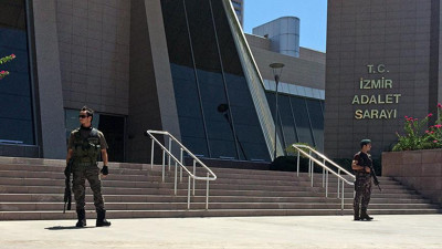 FETÖ'nün İzmir'deki darbe girişimi davasında yapılan yeniden yargılamada karar çıktı