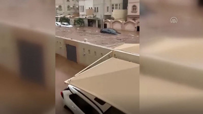 3 yıllık yağmur 6 saatte indi. Böyle sel felaketi görülmedi. Koca bir şehir felç halde