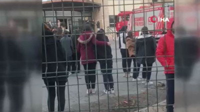 Büyükçekmece'de okulda deney tüpü paniği