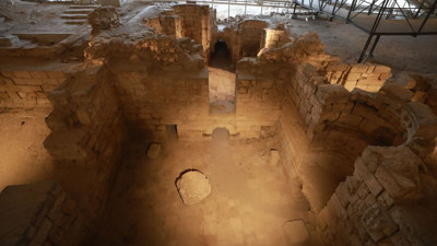 Tozun altından koca saray çıktı. Tesadüfen bulundu