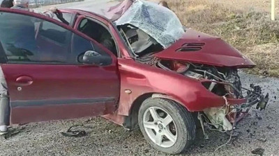 Polis memuru ve oğlu trafik kazası kurbanı