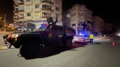 Uyuşturucu satıcıları polislere açtığı ateş açtı. Yaralı polisler var