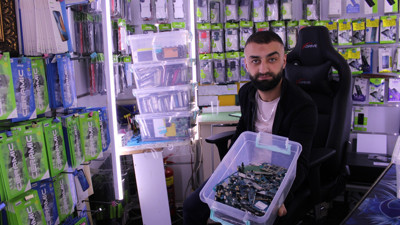 Servet sahibi olabilirsiniz sakın atmayın! İçinde 22 ayar altın var