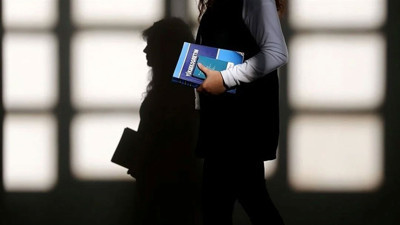 Kadın akademisyenin odasını basıp 'Benim olacaksın' dedi. Profesörlere ne oldu böyle?