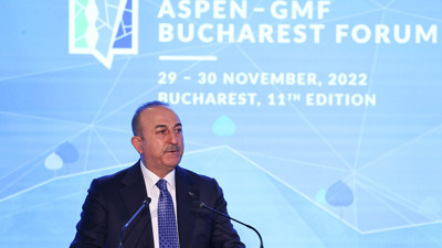 Çavuşoğlu: Ukrayna için acil bir barışa ihtiyaç var