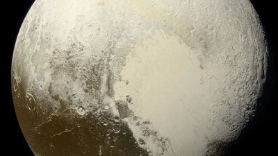 NASA Plüton'un yeni fotoğraflarını paylaştı. İşte Plüton'un dikkat çeken renkleri