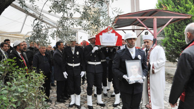 Genç komisere son görev