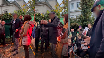 Çin Konsolosluğu önünde Uygurları polis sınırdışı etmekle tehdit etti