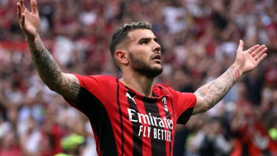 Fransız yıldız Theo Hernandez'in eşini görenlerin gözleri faltaşı gibi açılıyor