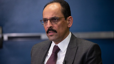 Türkiye'de mafya ve uyuşturucu sorulunca İbrahim Kalın röportajı yarıda bıraktı. İsveçli gazeteci sordu