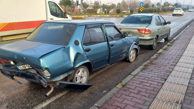 Zonguldak'ta zincirleme trafik kazası: 1 yaralı