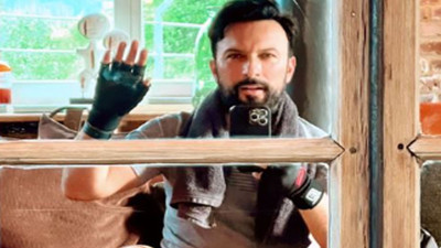 Tarkan'dan 18 milyon lira hazırlığı. Spor sonrası özçekimini paylaştı