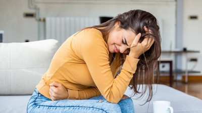 Bu belirtileri olanlar dikkat. Uzmanlar reflüyü işaret etti