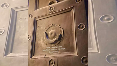 Camiye dönüştürülen Ayasofya'da ikinci kapı vakası. Bu defa yememişler