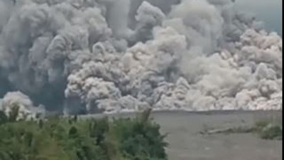 Yanardağ faaliyete geçti. 2 bin kişi tahliye edildi