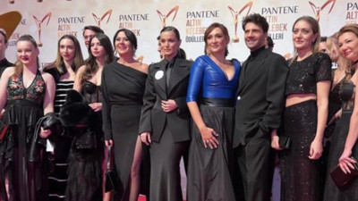 Sosyal medya kullanıcıları Pınar Deniz'i, Müslüm Gürses'e benzetti