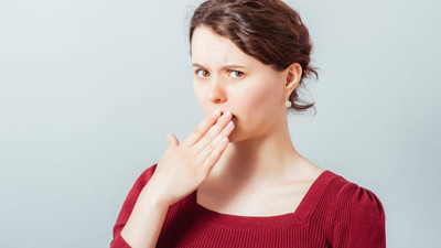 Ağız kokusu önlemek için uzmanından kritik öneriler