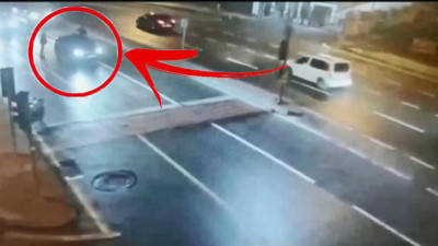 Otomobil ışıklarda durunca kurşun yağdırdılar bir kişiyi katlettiler