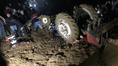 3 çocuk babasının feci sonu: Yeni aldığı traktörün altında kaldı