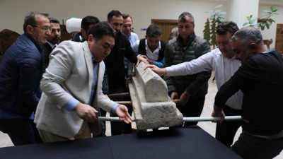 Restorasyon sırasında şaşırtan keşif. 738 yıllık sanduka bakın kimin çıktı?