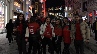 Faslılar çeyrek final sevincini İstanbul'da kutladı