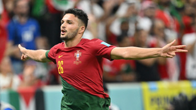 Portekiz İsviçre'ye fark attı