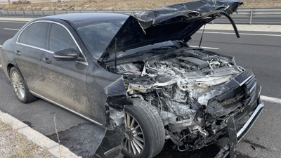 Aksaray'da iki otomobil çarpıştı. 1 ölü, 3 yaralı