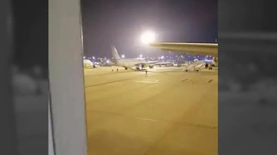 Fas'tan Türkiye'ye gelen uçak Barselona'da acil iniş yaptı. 28 kişi kaçtı