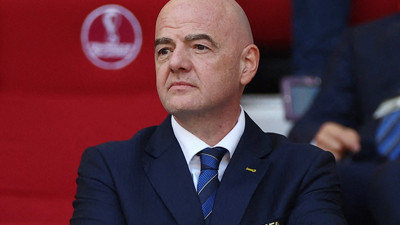 FIFA patronu Katar'a övgüler yağdırdı