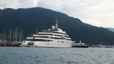 Abramoviç lüks yatı için Marmaris'te servet bıraktı