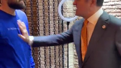 Mustafa Sarıgül bu defa kendisine soru soran genci tokatladı