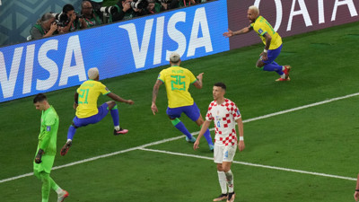 Ne yaptın Neymar? Yok böyle bir gol