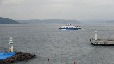 Deniz ulaşımına 'fırtına' engeli: Çok sayıda sefer iptal